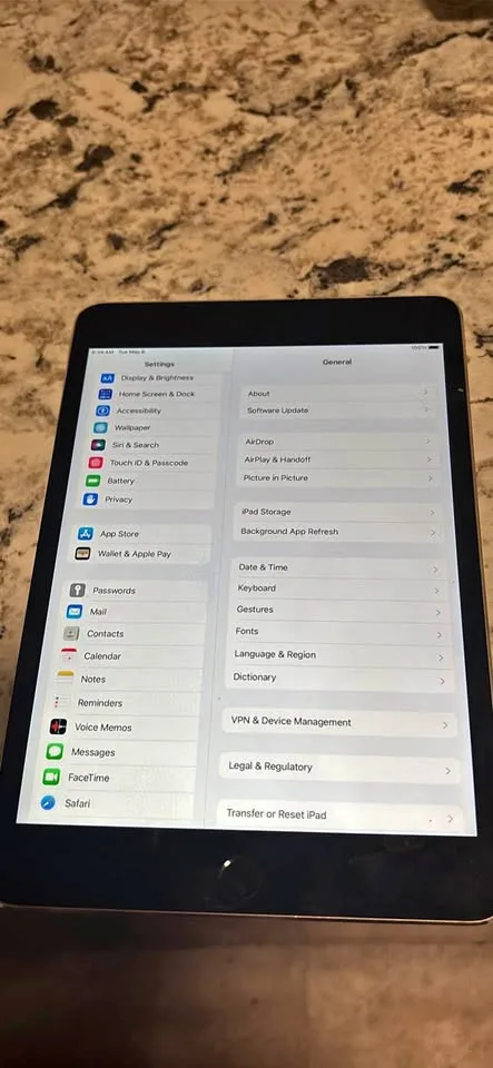 iPad mini 4 gen thumbnail