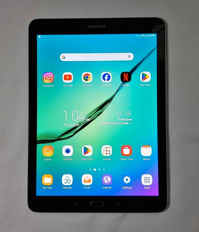 Samsung Galaxy Tablet S2 9.7” LTE SIM unlocked 32G thumbnail