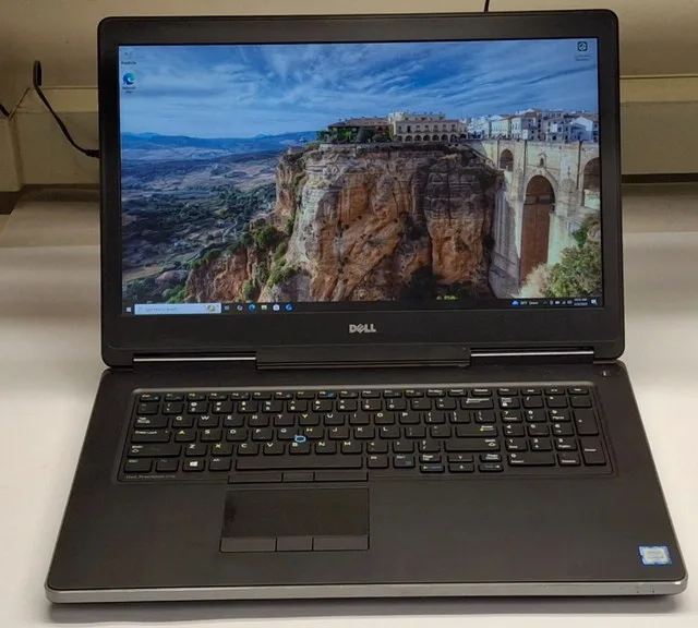 Dell Precision 7710 i5-6300HQ 32G Ram M3000M 1TB thumbnail