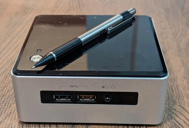 Intel NUC5i5RYB Mini PC | Core i5-5250U 8GB RAM wifi thumbnail