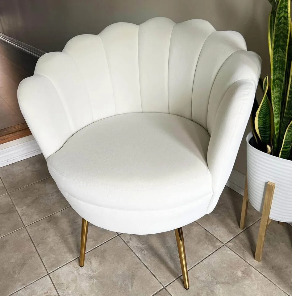 Loveseat & Chair RENTAL image indicator(3)