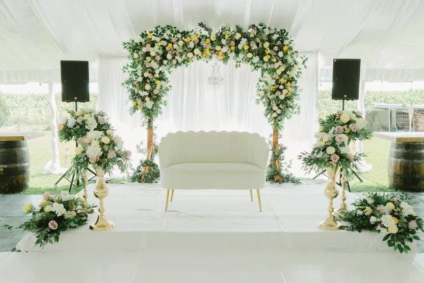 Loveseat & Chair RENTAL image indicator(6)