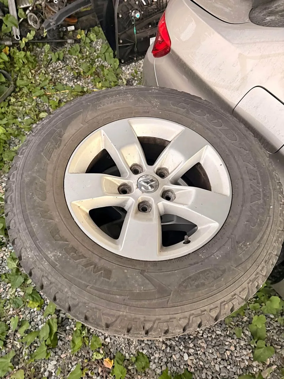 Ram 1500 rims R17 thumbnail