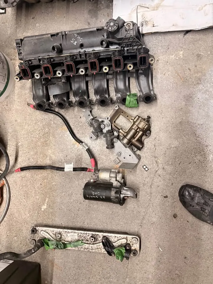 BMW X5 XDrive35d M57TU2D30 Engine Parts (2013) image indicator(2)