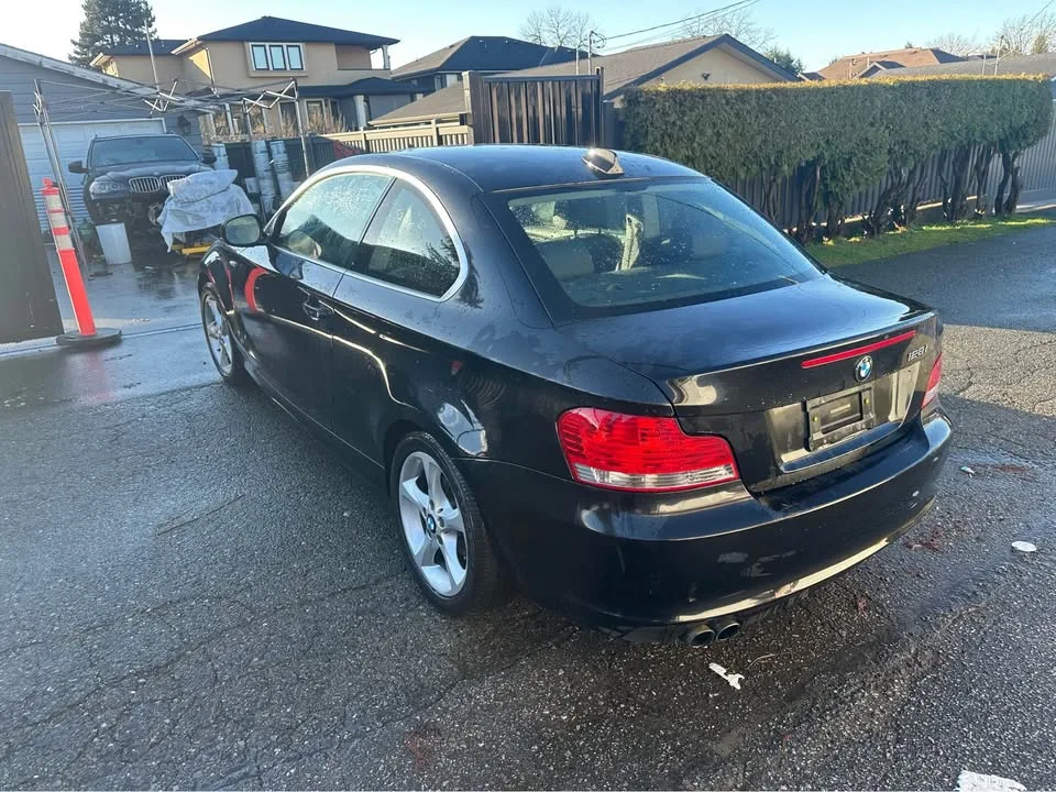 2009 BMW 128 image indicator(2)