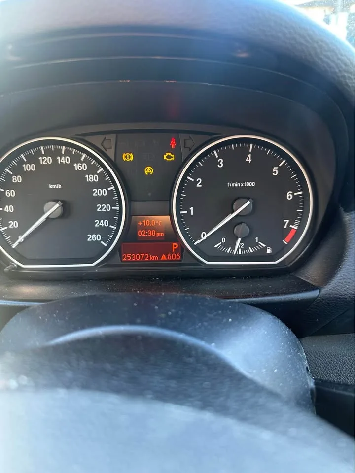 2009 BMW 128 image indicator(6)