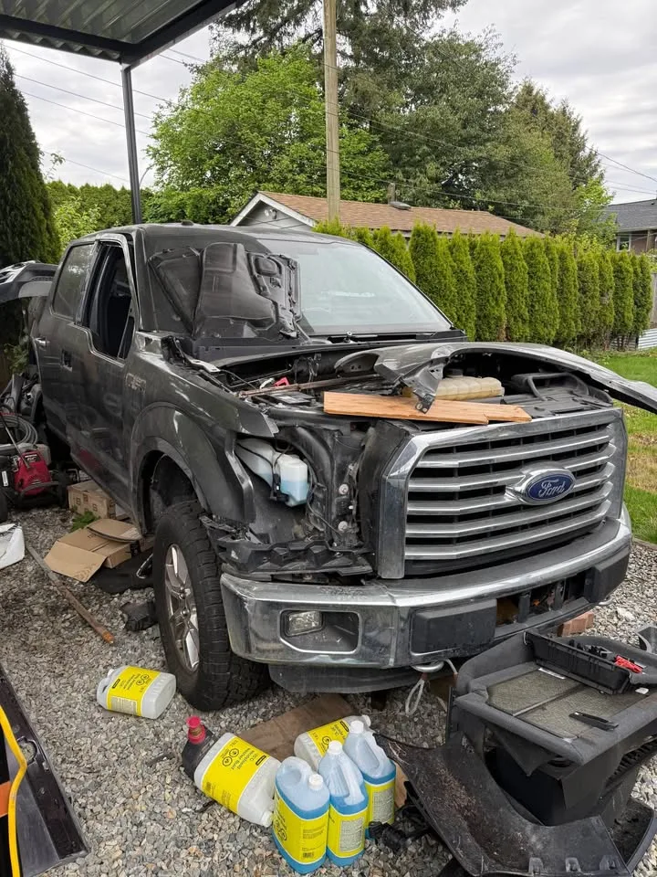 2016 Ford F150 XLT Parts image indicator(2)