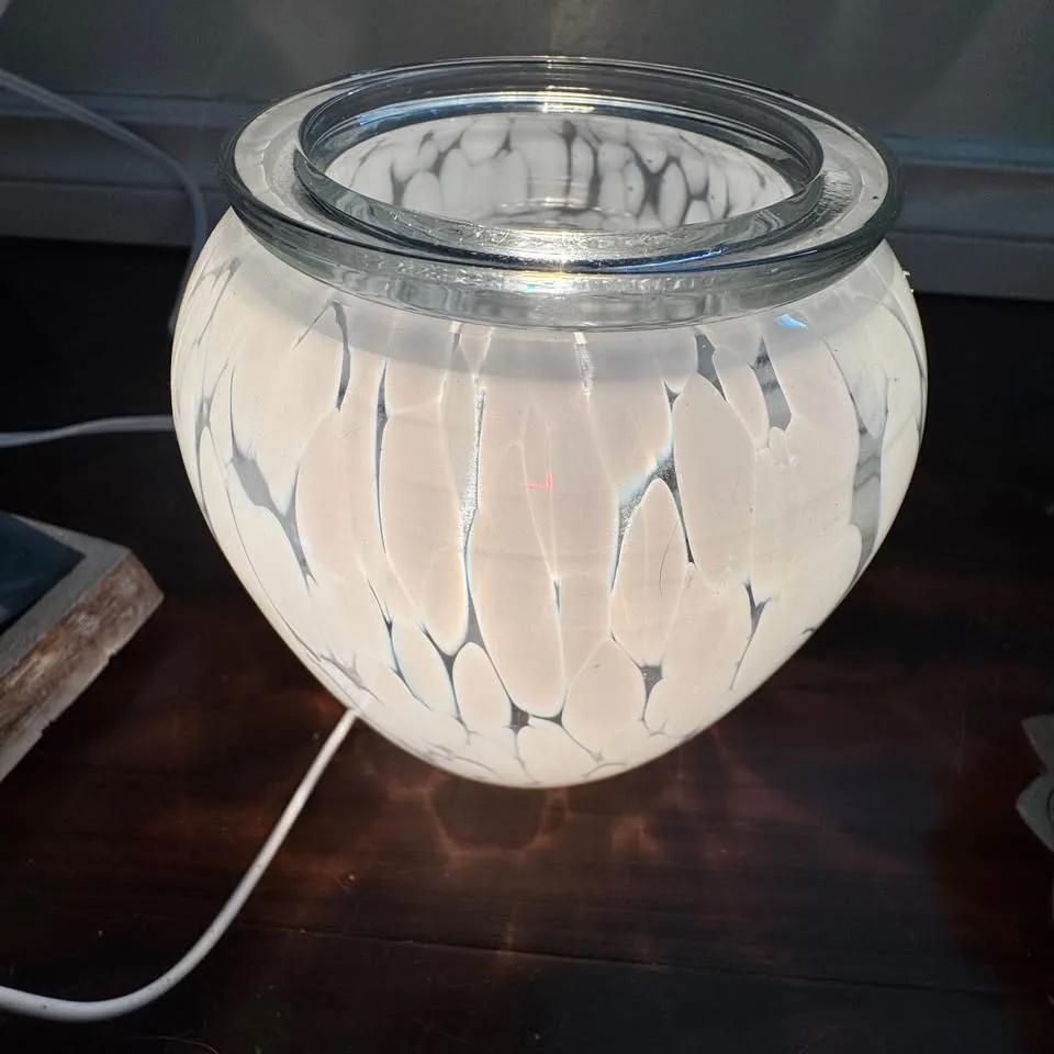 Scentsy In The Clouds Wax Warmer image indicator(2)