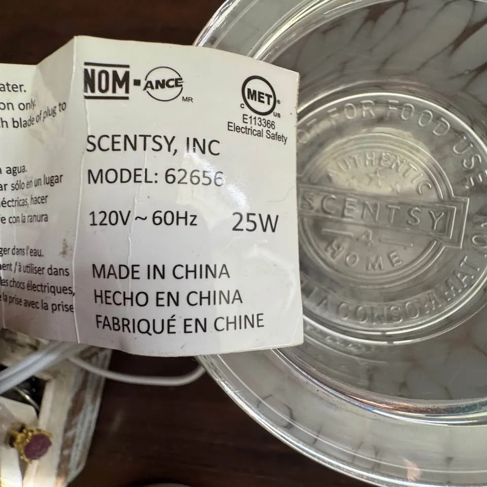 Scentsy In The Clouds Wax Warmer image indicator(3)