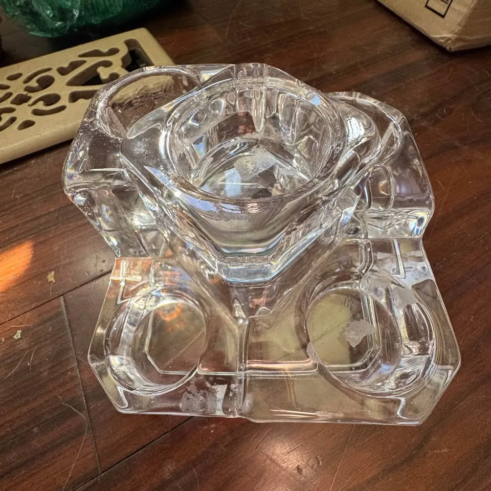 Partylite Crystal Castle Tealight Holder P7170 image indicator(2)