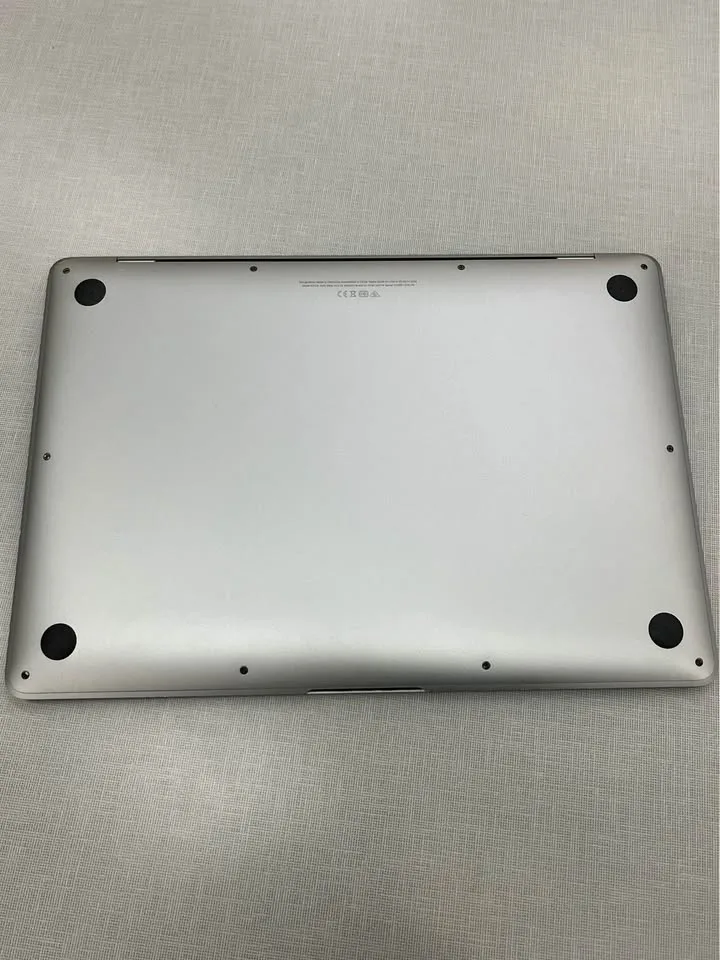 💻 MacBook Air 13” (2020) — i7 | 16GB RAM | 512GB SSD image indicator(6)