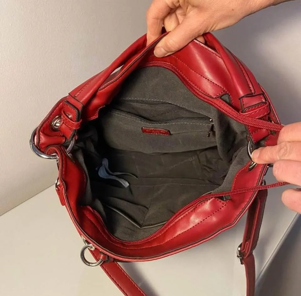 Red Faux Leather Shoulder Bag image indicator(4)