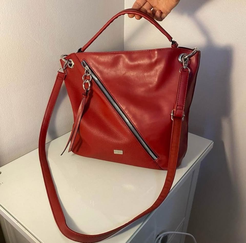 Red Faux Leather Shoulder Bag - photo 5