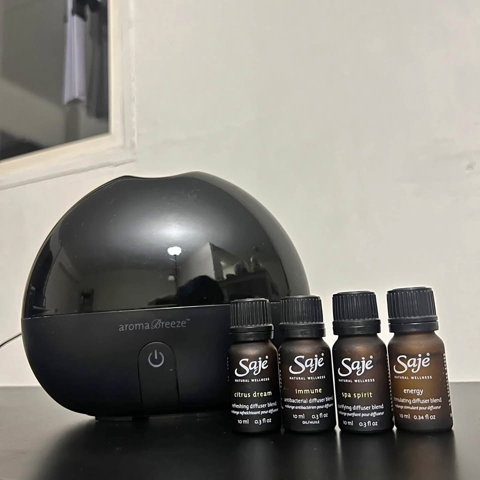 Saje Aroma Breeze Diffuser with Oils