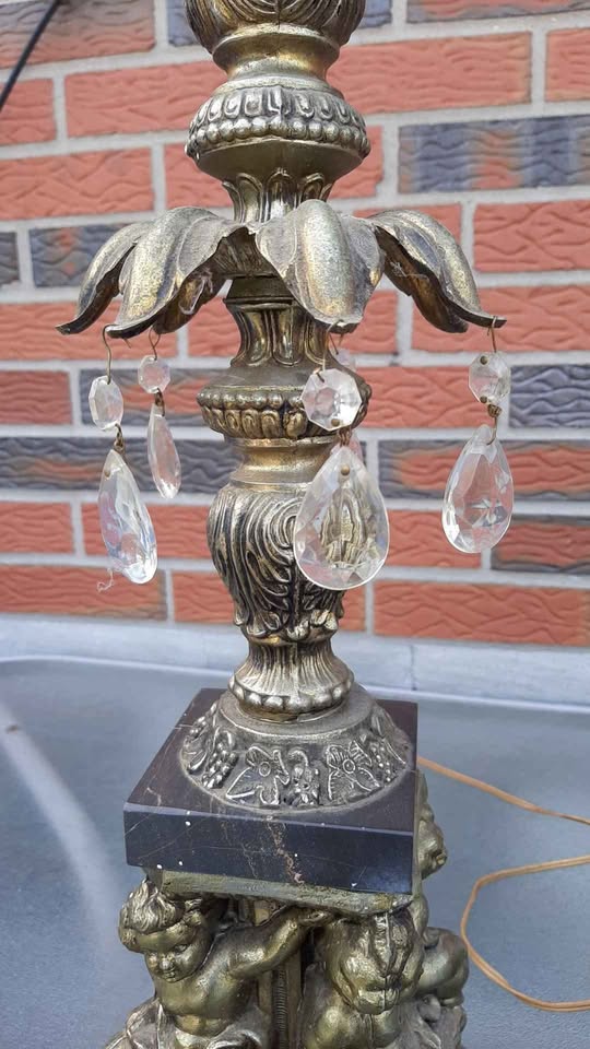 Vintage Brass and Marble, wingless cherubs tablw lamp - photo 2
