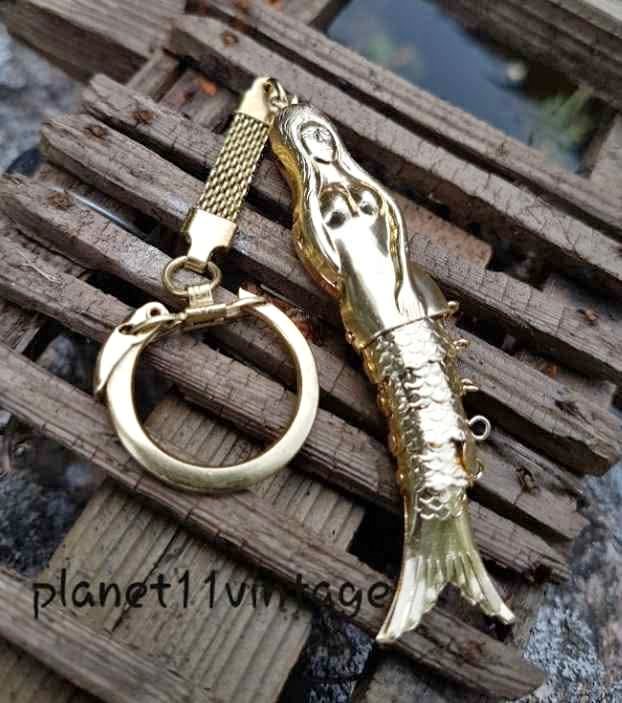 Vintage NOS 70's Gold Tone Aluminum Mermaid keychain