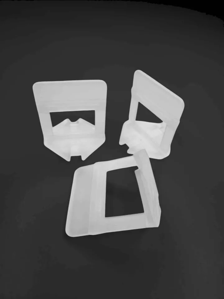 Tile clips 1.5mm Box 2000 pcs image indicator(3)