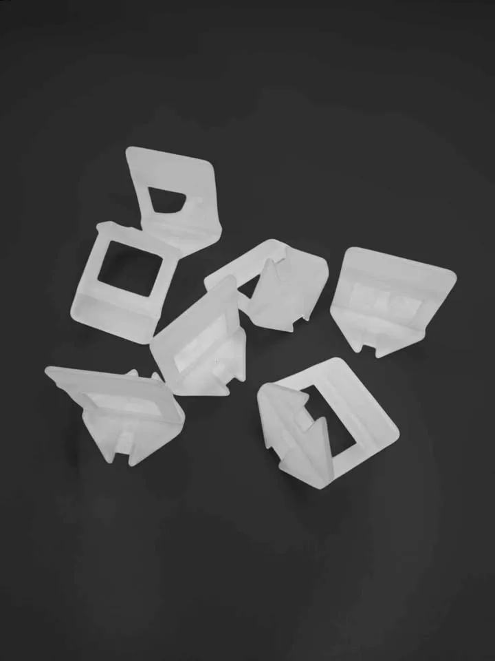 Tile clips 1.5mm Box 2000 pcs image indicator(4)