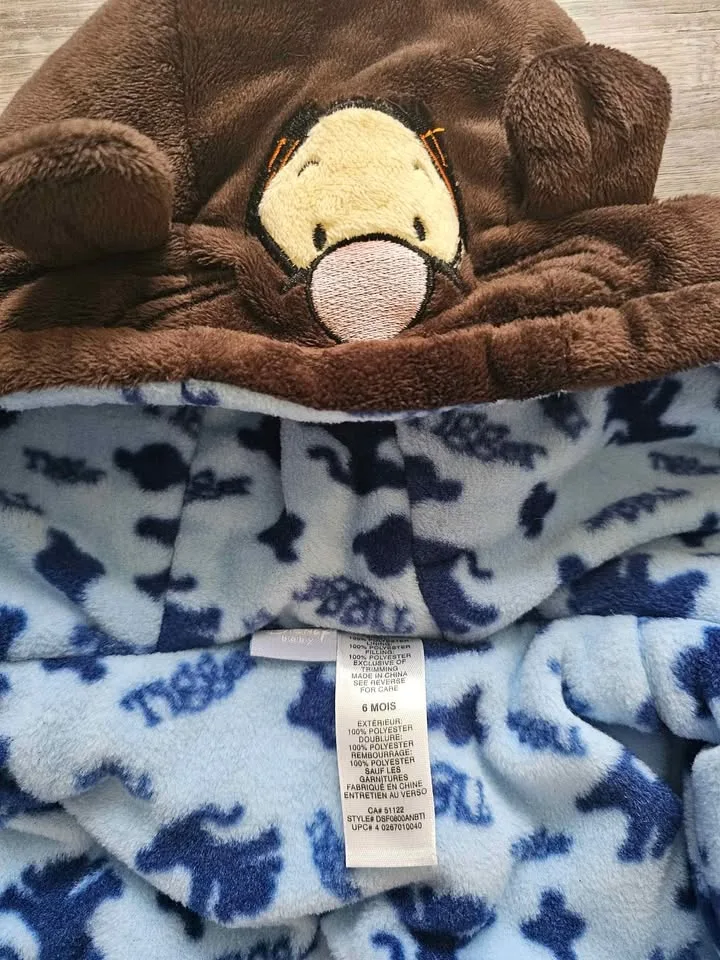 6 month Snow Suit - Tigger from Winnie the Pooh image indicator(2)