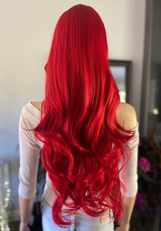 NWOT 26” Long Little Mermaid Poison Ivy Red Synthetic Wig - photo 2