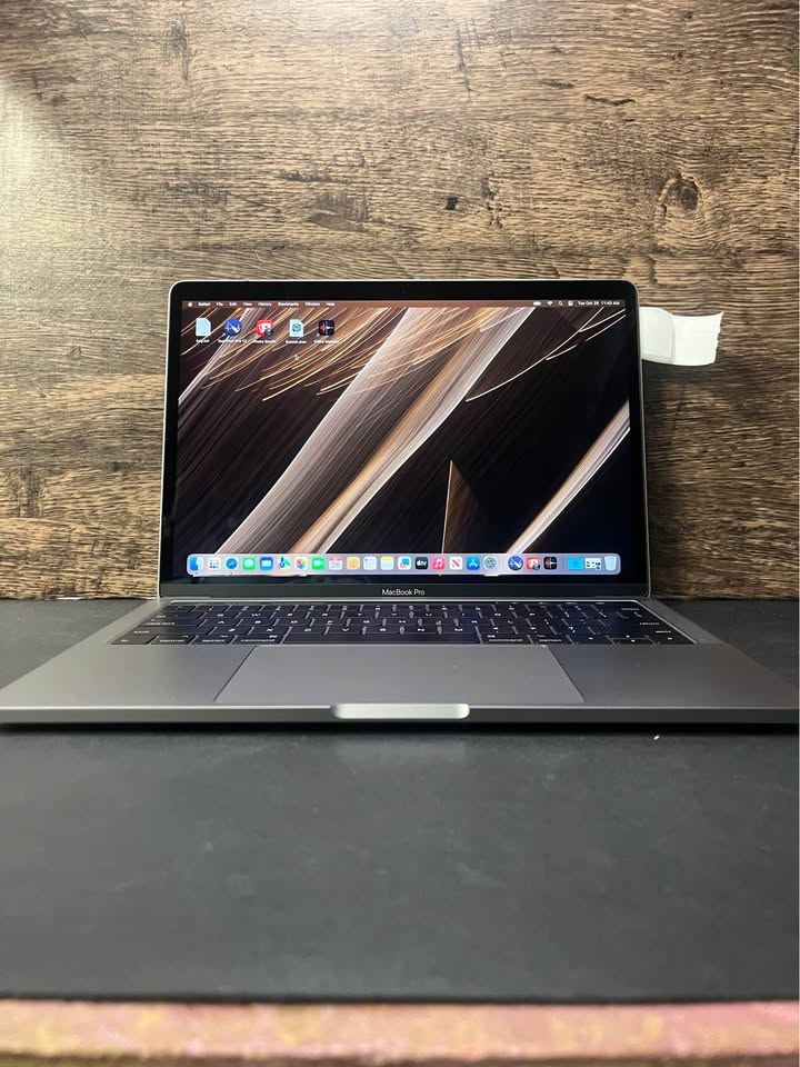 MacBook Pro 13” 3.5GHz i7 16GB 1TB - photo 3