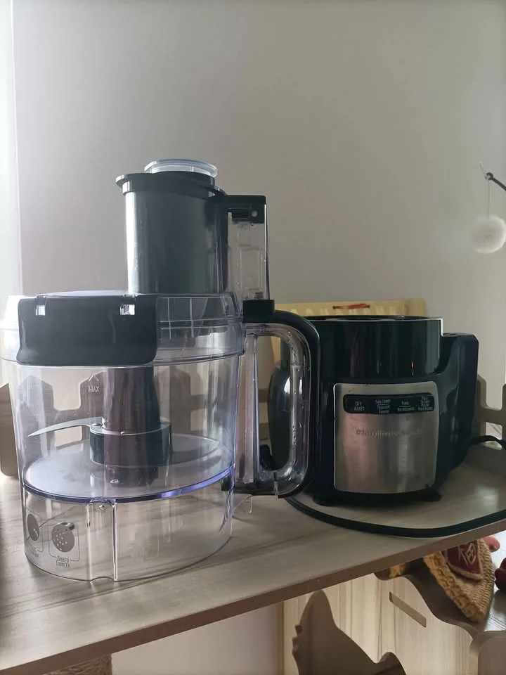 ‼️NEED GONE ASAP‼️Hamilton Food Processor - $15 image indicator(3)