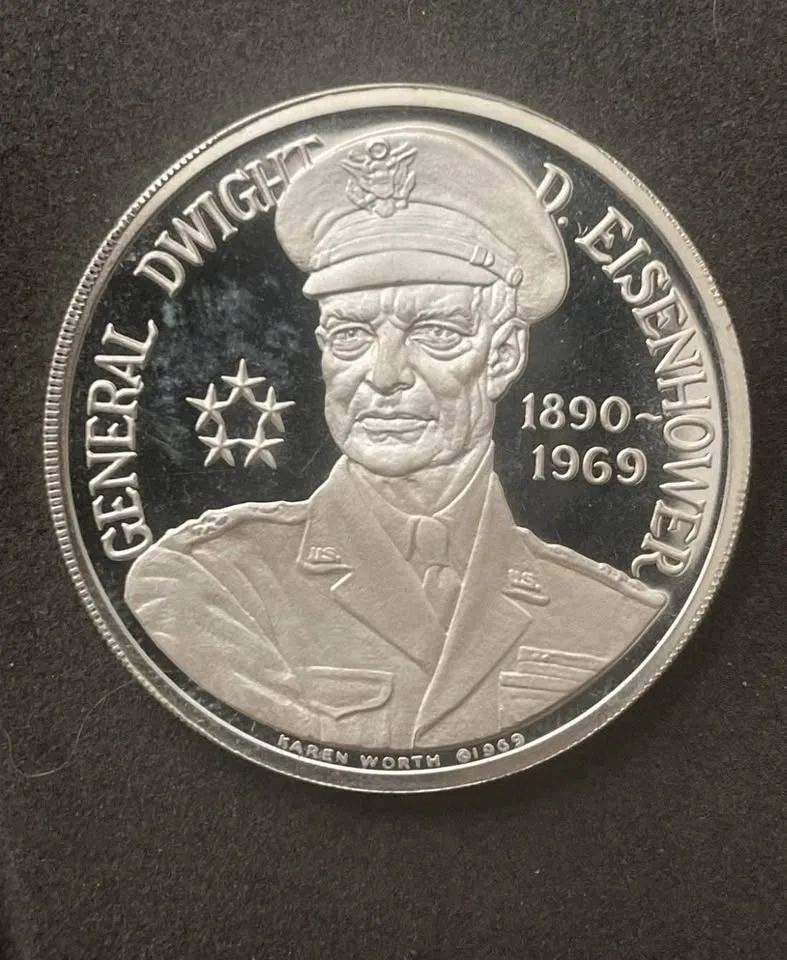 1969 Eisenhower Ike .999 Silver Medal image indicator(2)