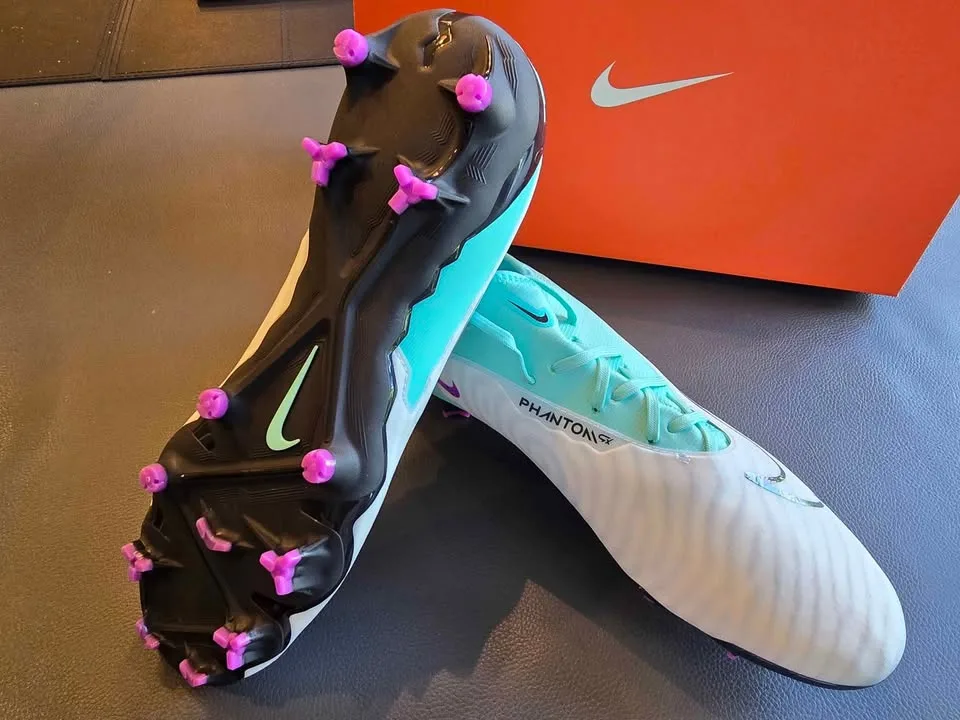 Nike Phantom GX Pro FG Soccer Cleats Men's Sz 9.5 image indicator(2)
