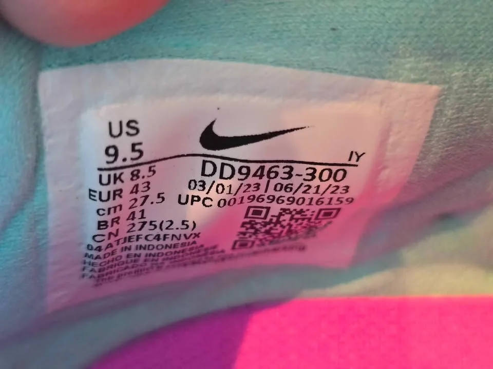 Nike Phantom GX Pro FG Soccer Cleats Men's Sz 9.5 image indicator(7)