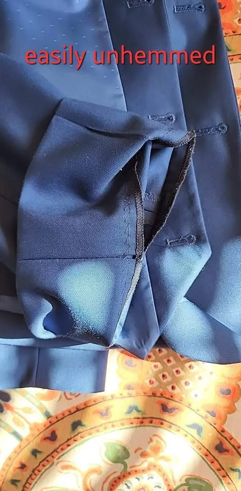 London Fog Boys 18T 3-Piece Suit - Worn Once! image indicator(9)