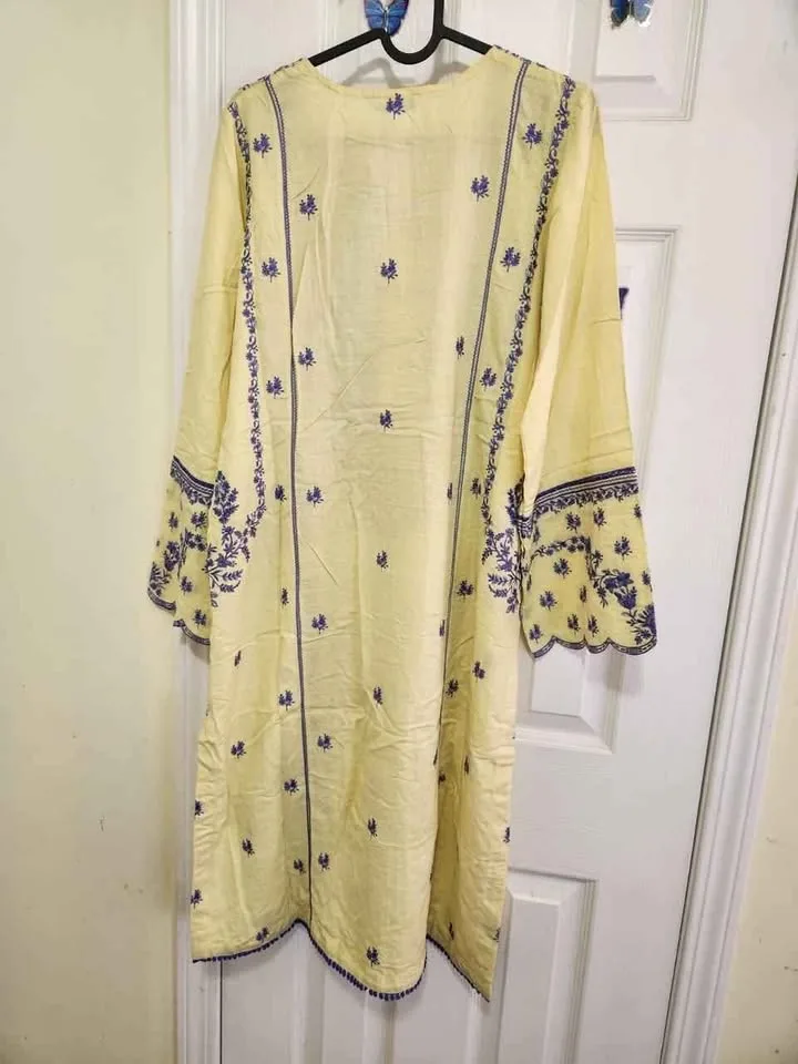 Beautiful Spahhire kurti image indicator(3)