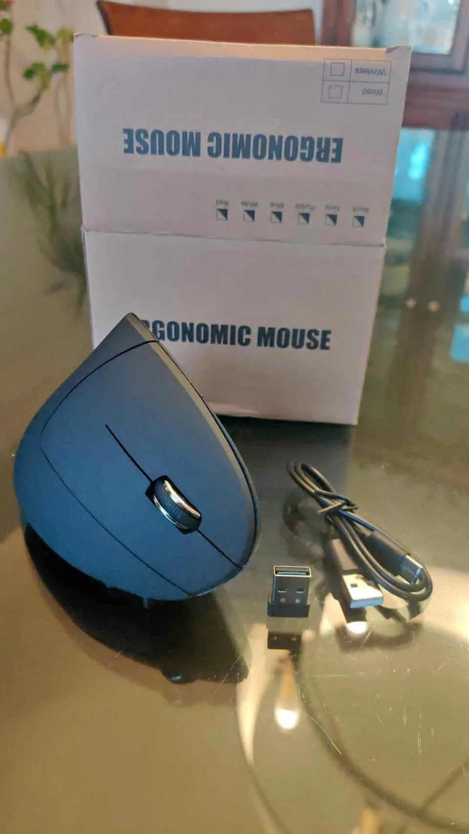 Wireless Ergonomic Mouse thumbnail