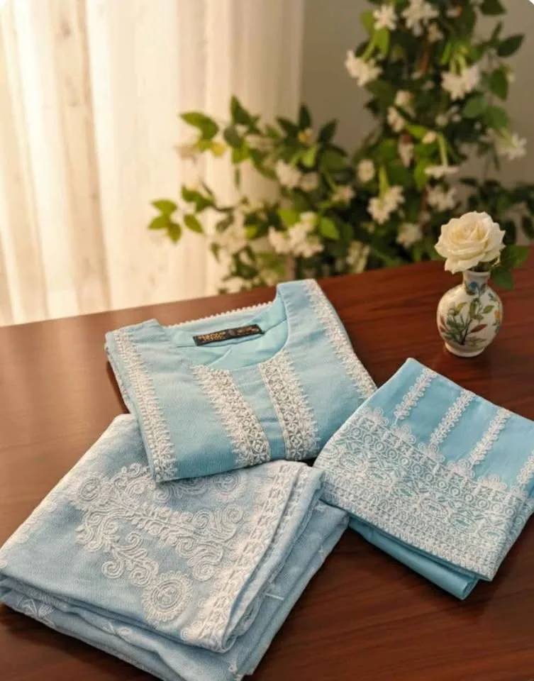 Beautiful 3 pcs cotton net suit image indicator(2)