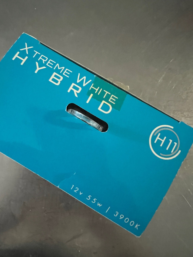 PIAA Xtreme White Hybrid Bulbs H11 - photo 3