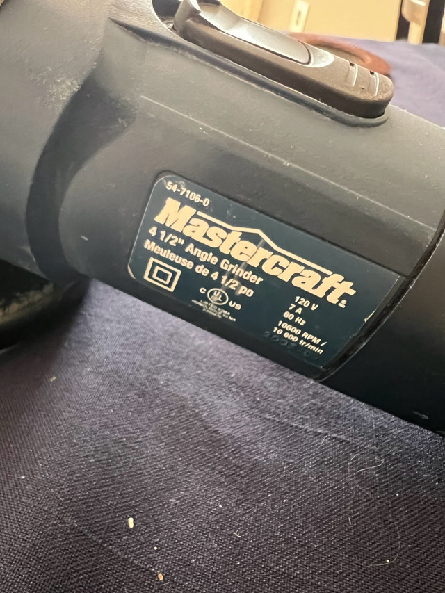 Mastercraft 4.5 Angle Grinder 7A & disc packages - photo 3
