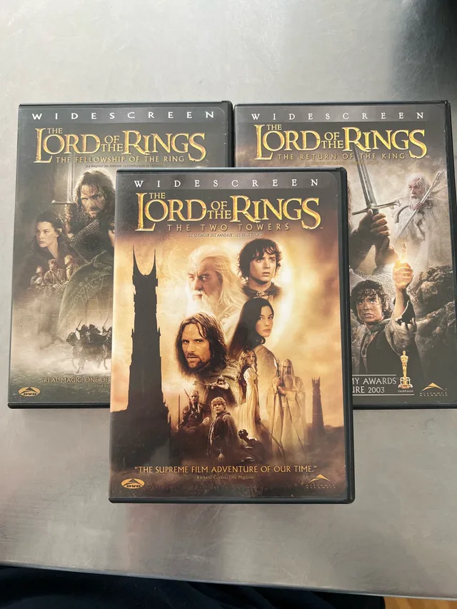 The Lord of th Rings series DVD thumbnail
