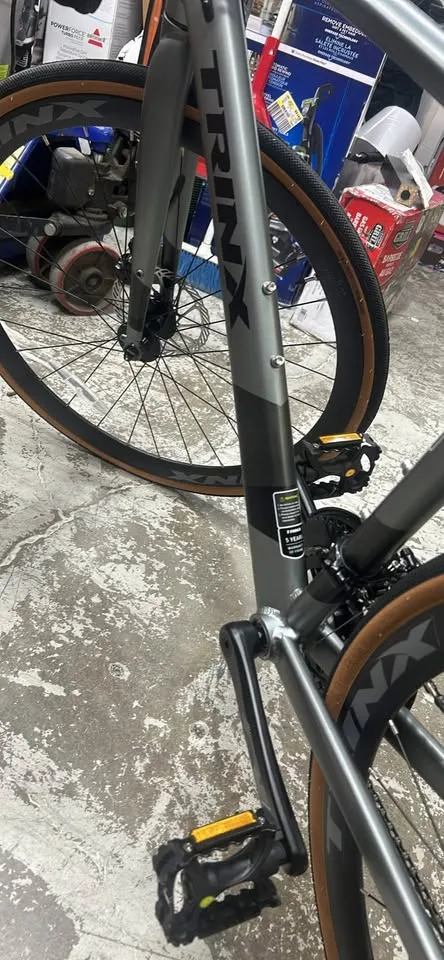 TRINX SKY 700C Road Bike BRAND NEW image indicator(6)