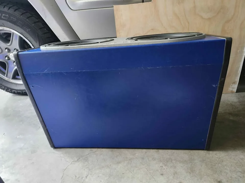 2 Alpine 12" Subs image indicator(2)