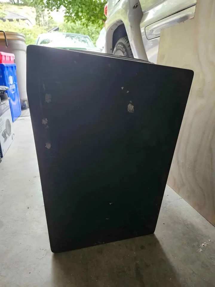 2 Alpine 12" Subs image indicator(3)