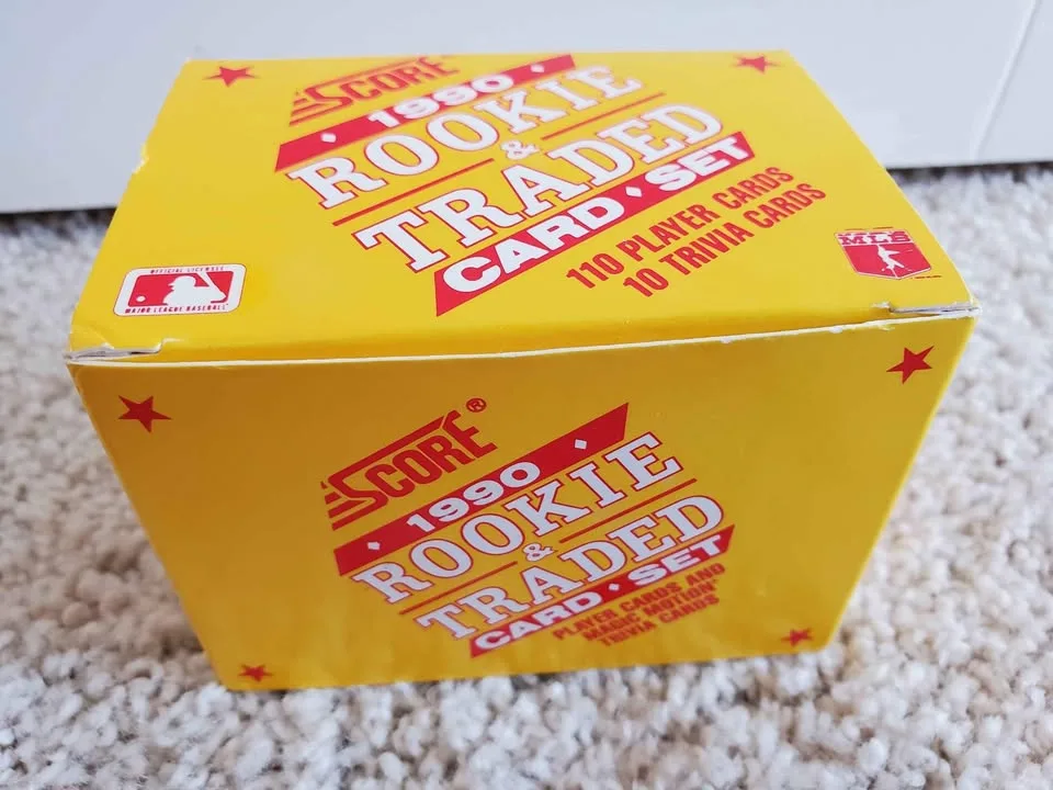 1990 Score Rookie and Traded Baseball Card Set image indicator(2)