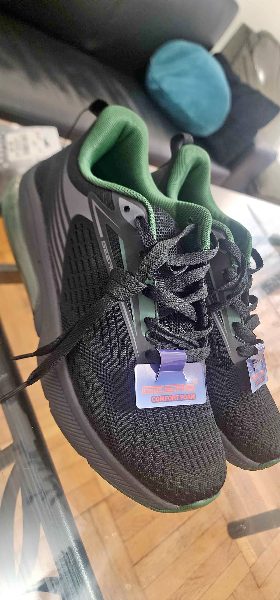 Geers Comfort Foam Sneakers