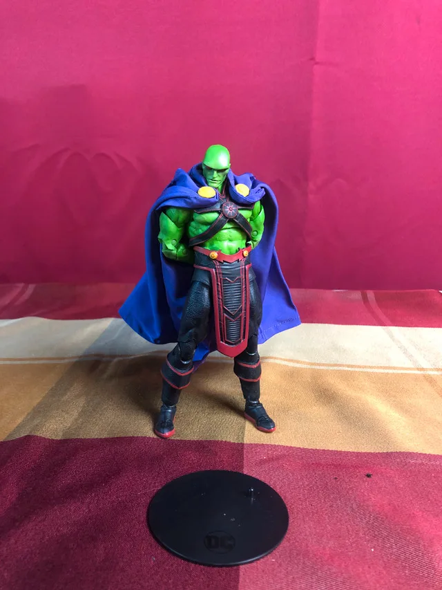 McFarlane Martian Man Hunter with Cloth Cape Mod thumbnail