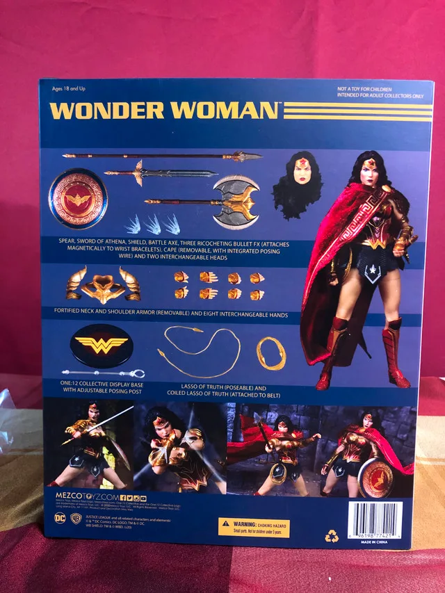 Mezco Wonder Woman (Custom) image indicator(9)