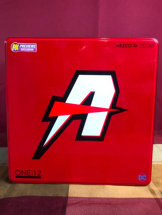 Mezco Tim Drake Robin (Custom) image indicator(9)