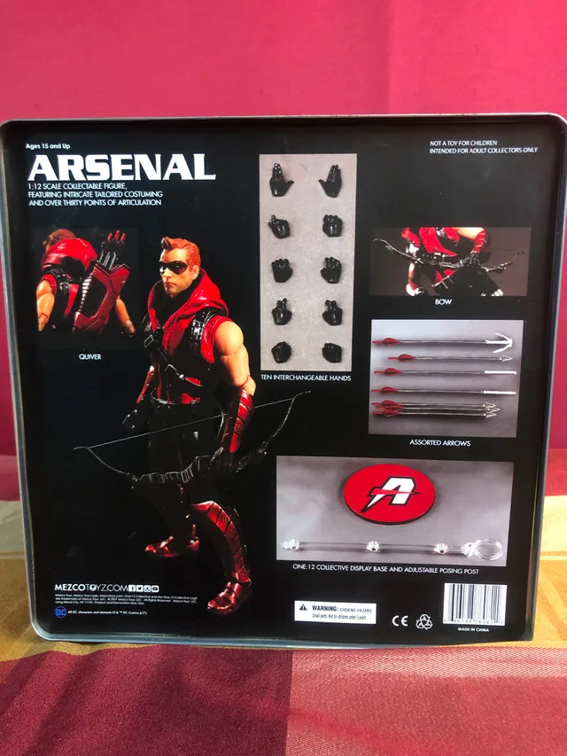 Mezco Tim Drake Robin (Custom) image indicator(10)