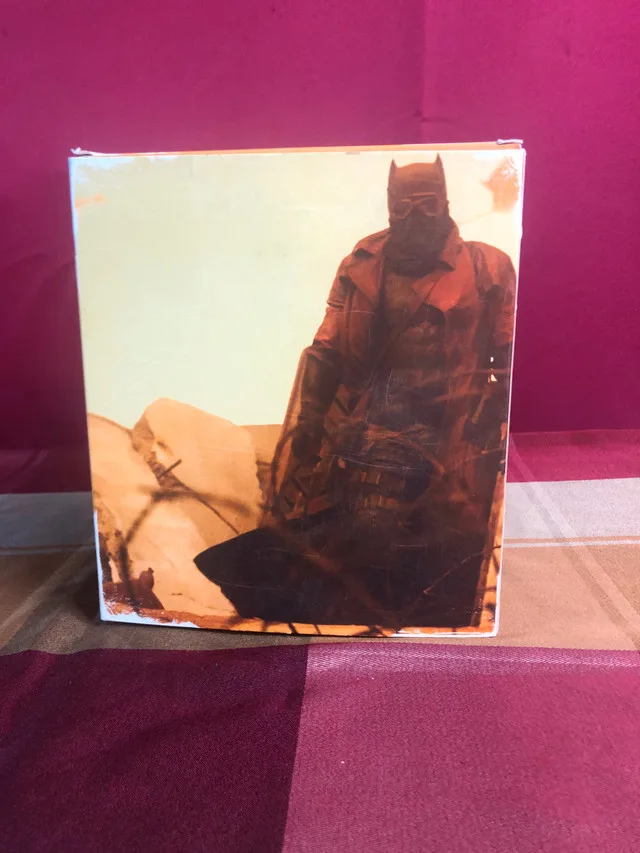 Mezco Red Hood (Custom) image indicator(10)