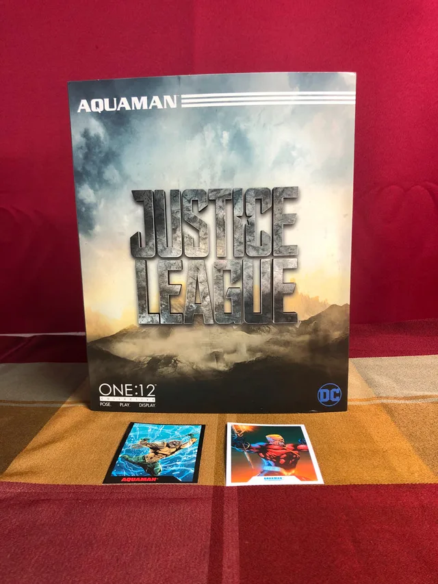 Mezco Aquaman Custom image indicator(5)