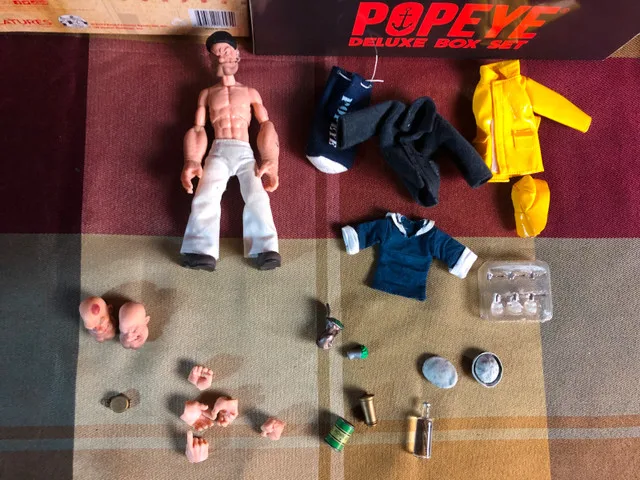 Mezco Popeye Bundle image indicator(2)