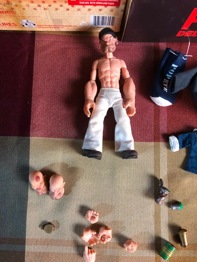 Mezco Popeye Bundle image indicator(4)