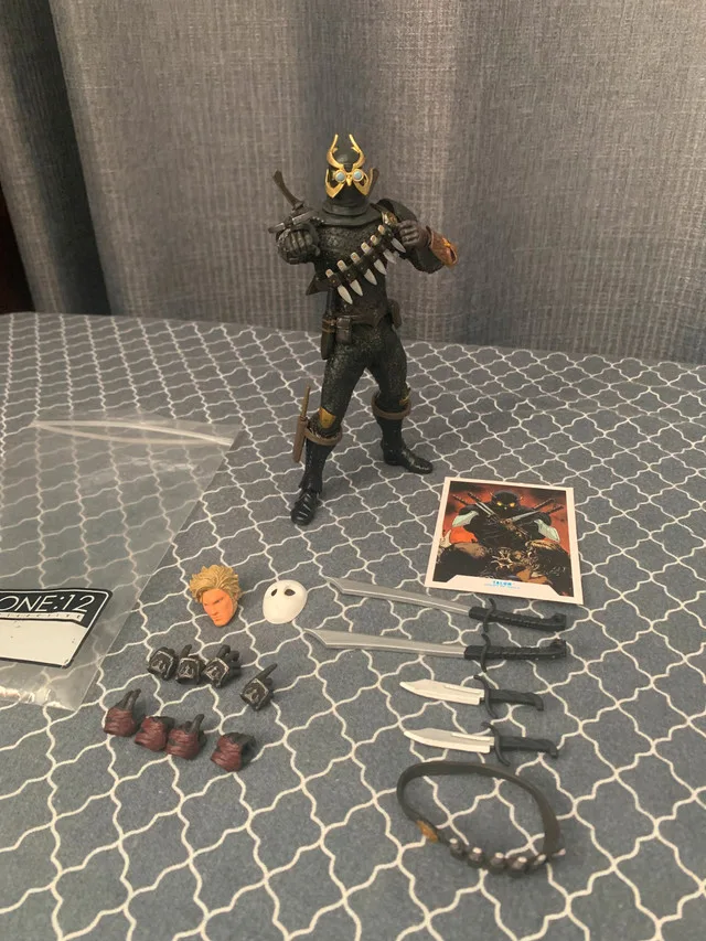 Mezco Talon (Custom) image indicator(5)